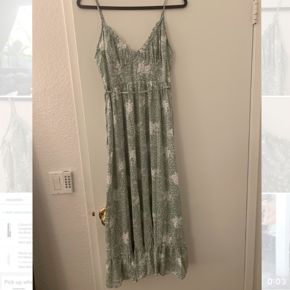 Green floral boho dress (Brand new)